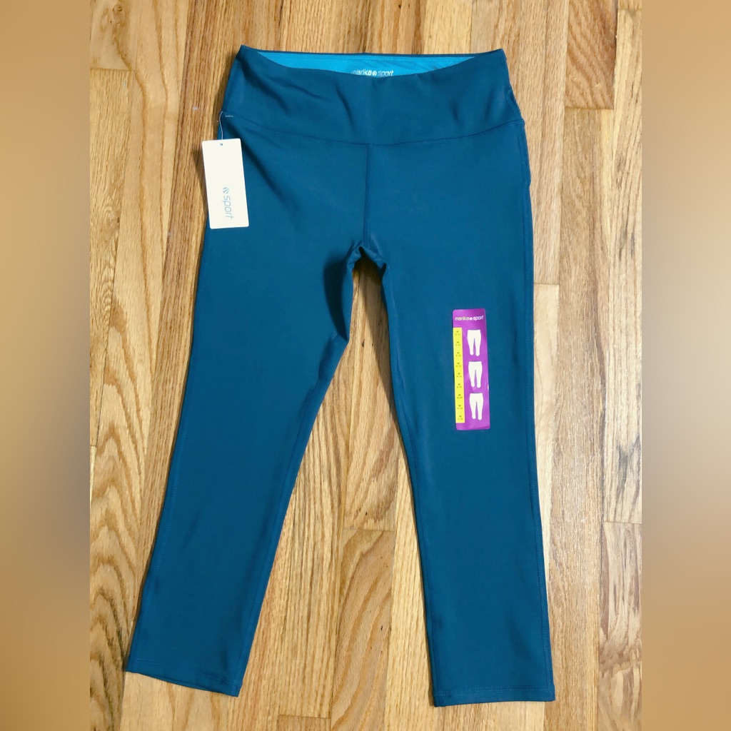 Size M 810 Marika Sport Brand Women Capri Leggings Box 500